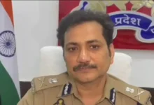 कोहरे ने खोल दी पोल: गाड़ी लड़ी तो गो-तस्करी का हुआ भंडाफोड़, लाइन हाजिर हुए थाना प्रभारी