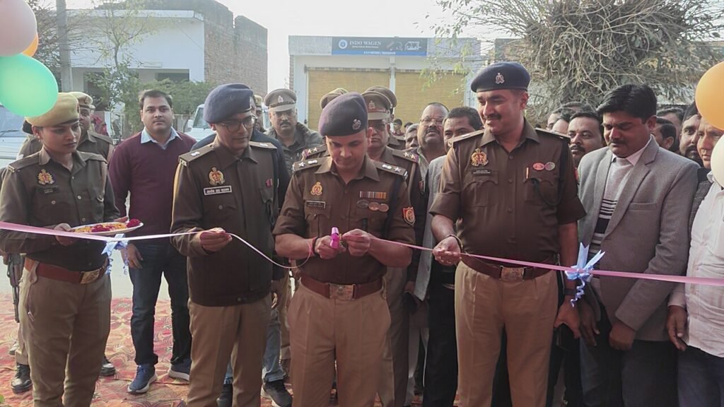 हरदोई पुलिस को बड़ी सौगात: पुलिस अधीक्षक अशोक कुमार मीणा द्वारा थाना शाहाबाद क्षेत्र में पुलिस चौकी का उद्घाटन, ASP आलोक राज नारायण सहित अधिकारी रहे मौजूद 2 IMG 20260203 WA0030