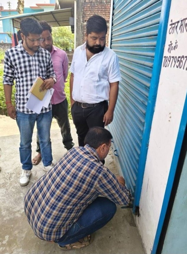 सरकारी संरक्षण में फल रहे फर्जी अस्पताल; कुशीनगर में एक दिन में 6 सील, 11 को नोटिस! 2 Screenshot 20260315 085448