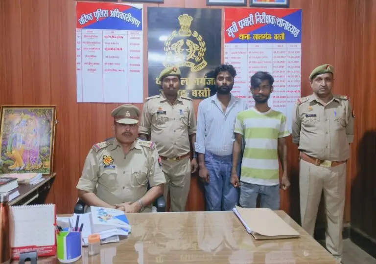 बस्ती: पुलिस व स्वाट टीम की बड़ी सफलता, 4 चोरी की बाइक के साथ दो अंतरजनपदीय चोर गिरफ्तार 2 1002258238 768x540 1