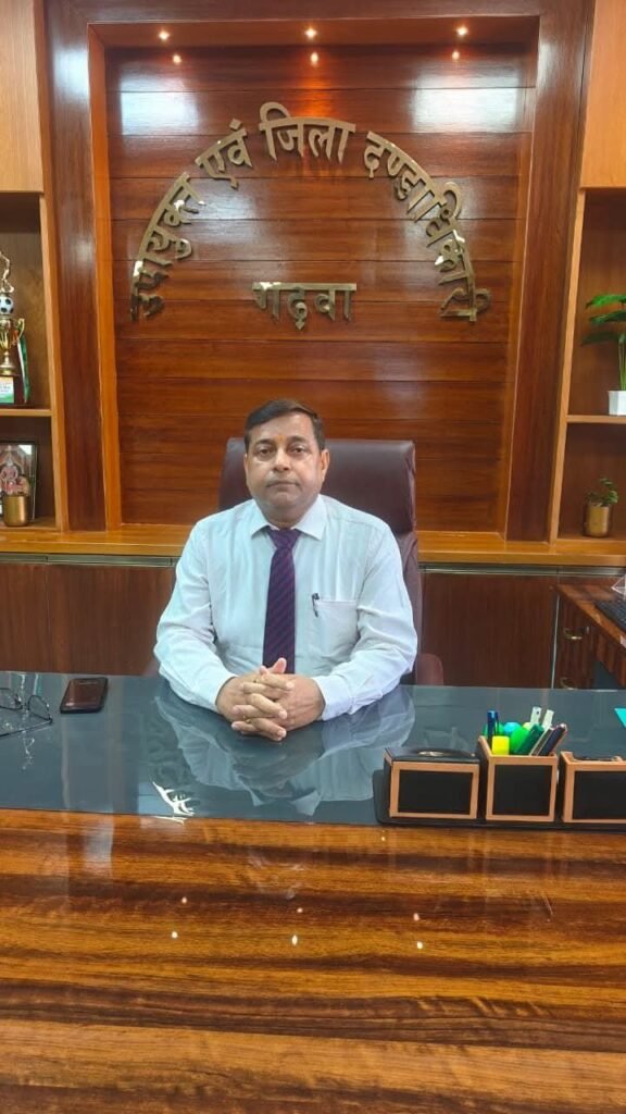 अवैध राशि उगाही एवं अनुशासनहीनता के आरोप में राजस्व उप निरीक्षक दिवाकर सिंह निलंबित! 2 FB IMG 1780060321050