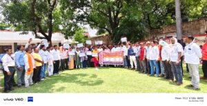 ग्राम रोजगार सेवक ने दिया एक सूत्रीय ज्ञापन 12 1781511060294