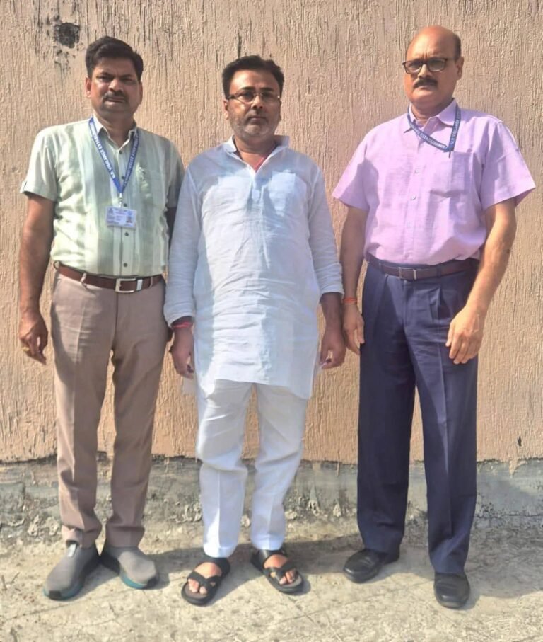 NRHM घोटाला: पूर्व विधायक मुकेश श्रीवास्तव गिरफ्तार, विजिलेंस का शिकंजा