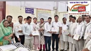 कांग्रेस नेता राहुल गांधी के जन्मोत्सव पर कांग्रेसियों ने रक्तदान शिविर किया आयोजित 4 FB IMG 5002147733202356517