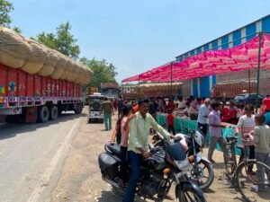 भीरा में बड़े मंगलवार पर भव्य भंडारे का आयोजन, सैकड़ों श्रद्धालुओं ने ग्रहण किया बालाजी का प्रसाद 3 IMG 20260617 WA0010