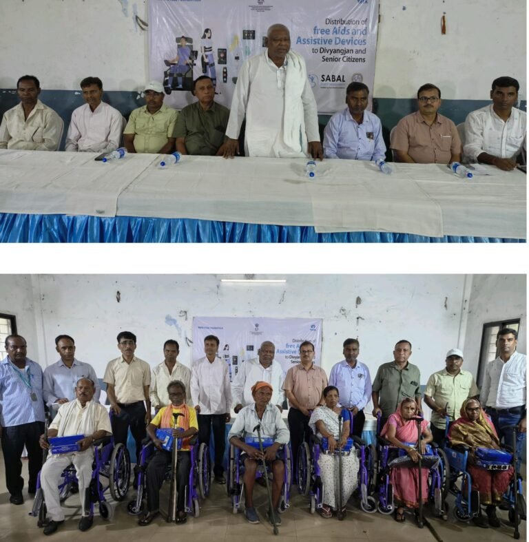 भेलाटांड़ में टीएसएफ ने 16 दिव्यांगो के बीच बांटे व्हील चेयर