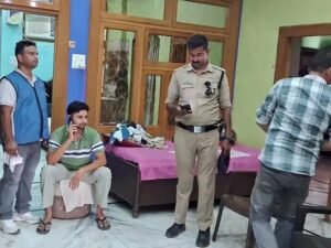 हरिद्वार जमीन घोटाले में IAS के घर पहुंची विजिलेंस, कई ठिकानों 12 IMG 0230