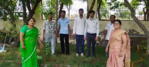 एक पेड़ माँ के नाम अभियान के तहत कंकू विजय कॉलेज में पौधारोपण 12 01 4