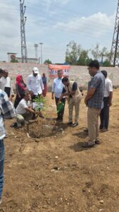 कोटबालियान में वीबी-जी रामजी योजना का शुभारंभ,’ ’जिला कलक्टर ने किया वृक्षारोपण’’ 13 03 1
