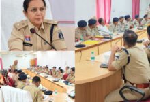 धमतरी पुलिस में अनुशासन और प्रभावी पुलिसिंग पर फोकस, एसपी भावना पांडेय ने दिए सख्त निर्देश 38 1000473897