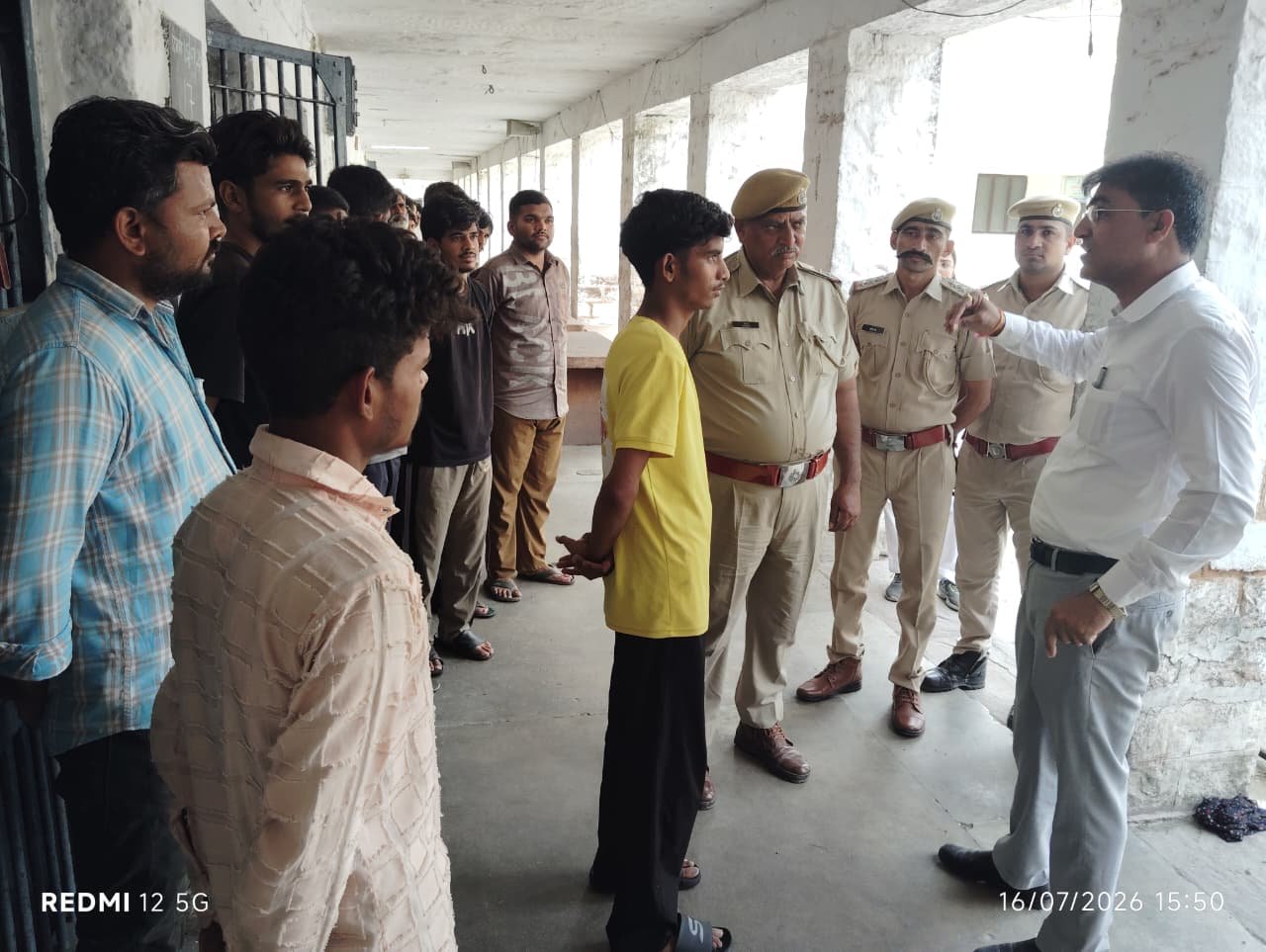 सचिव भाटी ने मानसिक विमंदित पुुनर्वास गृह, रामासिया तथा जिला कारागृह पाली का किया निरीक्षण’ 1 4