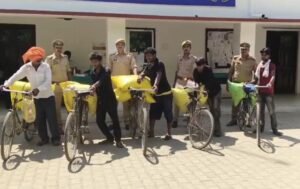 भारत-नेपाल सीमा पर तस्करी रोकथाम अभियान: कृषि सामग्री के साथ पांच तस्कर गिरफ्तार 2 FB IMG 1783099869496