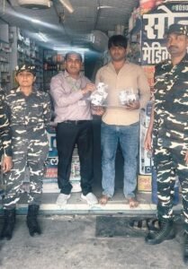 सिद्धार्थनगर में मेडिकल स्टोरों पर बड़ी कार्रवाई 12 FB IMG 1783621422943