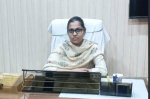 जमानियां को मिली नई एसडीएम, 2023 बैच की पीसीएस अधिकारी सुश्री निधि ने संभाला कार्यभार 12 FB IMG 1784170738746