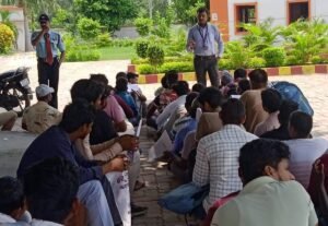 गाजीपुर में सुरक्षा सैनिक भर्ती शिविर: 275 अभ्यर्थियों ने लिया भाग, 120 का चयन, अन्य ब्लॉकों में भी होंगे भर्ती शिविर 3 FB IMG 1784372899439