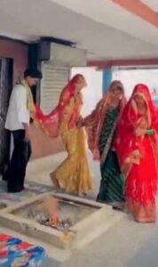 तीन बहनों ने एक ही युवक से की शादी ! 3 FB IMG 1784917429404