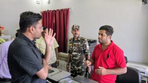 एसडीएम ने किया वासेपुर के दो साइबर कैफे का औचक निरीक्षण 12 IMG 20260709 WA0193