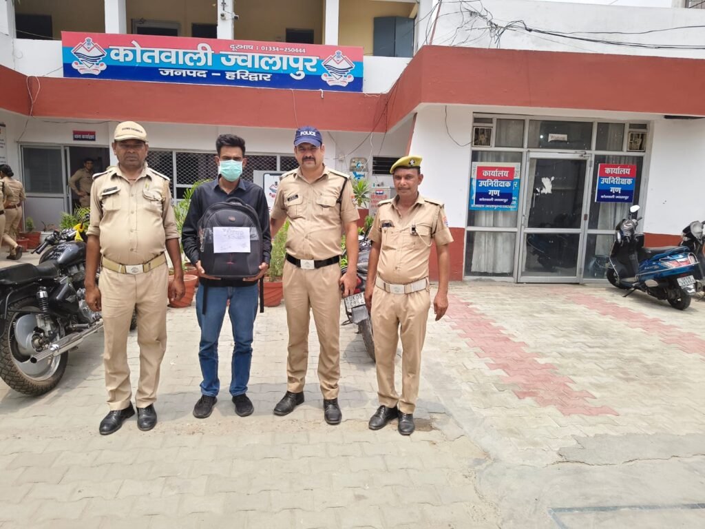 फोटो स्टूडियो में लाखों के कैमरा उपकरण चोरी का खुलासा, शातिर चोर गिरफ्तार 1 IMG 20260715 WA0010