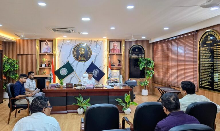 उपायुक्त की अध्यक्षता में जिला नगर विकास भूमि क्रय समिति की बैठक संपन्न