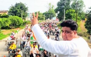 कांठ में कारगिल विजय दिवस पर निकली तिरंगा शौर्य यात्रा 2 IMG 20260726 WA00382