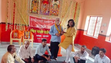 कापरेन मंशापूर्ण हनुमान मन्दिर काव्य गोष्ठी मे गूंजे श्रृंगार करुण,ओज भरे देश भक्ति के स्वर .... 21 IMG 20260727 WA0027