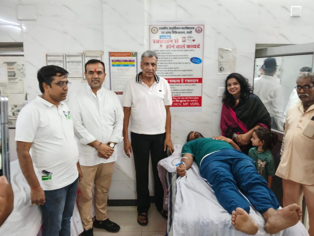 पाली में 100 युवाओं ने किया ब्लड डोनेटः आयोजक बोले- जरुरतमंदों को ब्लड के लिए भटकना न पड़े, इसलिए हर साल लगाते हैं कैंप। 1 IMG20260705130238