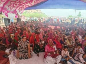 श्री गाजन माता जी पैदल यात्रा संघ में उमड़ा आस्था का जनसैलाब 11हजार भक्तों ने लगाई मां के दरबार में धोक। 13 IMG20260721114944
