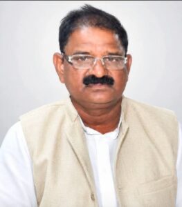 गाजीपुर में दर्दनाक सड़क हादसा: पूर्व प्रधान राम अवतार राम की कार-बाइक टक्कर में मौके पर मौत, क्षेत्र में शोक की लहर 12 IMG 20260707 093733
