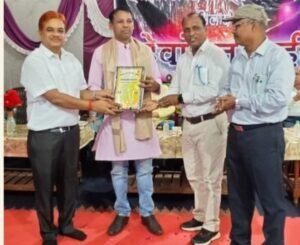 मूर्तिकार डॉ. अंकुश देवांगन ने बनाई भगवान जगन्नाथ की दुनिया की सबसे छोटी मूर्ति 14 IMG 20260715 075904