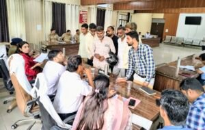 कांठ: संपूर्ण समाधान दिवस में पहुंचीं 59 शिकायतें, चार का मौके पर निस्तारण 3 IMG 20260718 1116091602