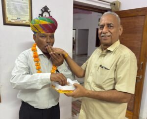 सेवानिवृत शिक्षक अमर सिंह राजपुरोहित धर्मधारी बने अधिवक्ता 4 IMG 20260720 094108
