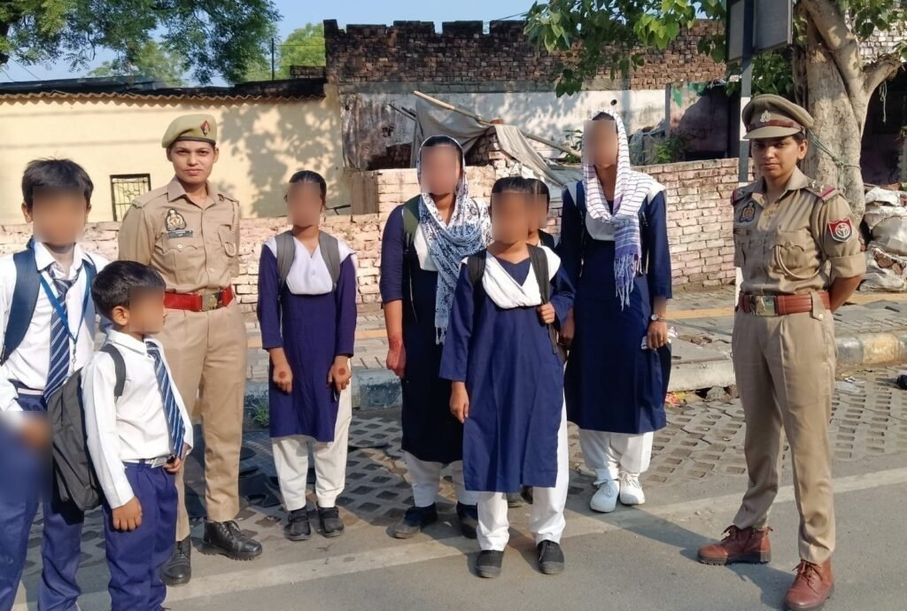 मिशन शक्ति 5.0 का दूसरा चरण शुरू, सहारनपुर पुलिस उतरी मैदान में; महिलाओं और बेटियों को सुरक्षा का दिया भरोसा 1 WhatsApp Image 2026 07 07 at 2.37.24 PM
