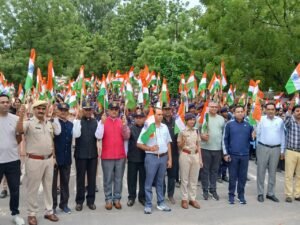 हर घर तिरंगा अभियान’ के तहत पाली में निकली प्रभात फेरी एवं तिरंगा वाहन रैली’ 9 2 7
