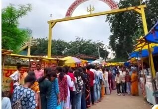 पवित्र सावन माह के आगमन के साथ ..स्वयंभू भोलेनाथ के दर्शन के लिए कनकेश्वर धाम उमड़ रही हजारों श्रद्धालुओं की भीड़, 7 22222 2