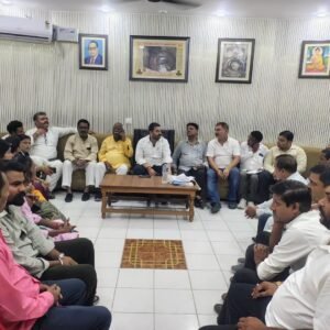 गोला में 15अगस्त पर भव्य 'तिरंगा यात्रा' की तैयारियाँ तेज़ भाजपा विधायक 2 FB IMG 1786212765759 1