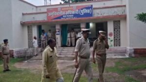 पुलिस महानिरीक्षक सागर जोन द्वारा थाना बड़ा मलहरा का किया गया वार्षिक निरीक्षण 3 FB IMG 1787589128125