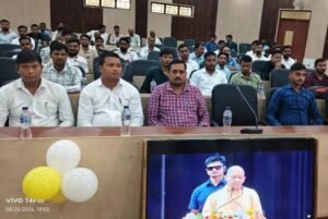 सिद्धार्थनगर में 84 नवनियुक्त प्राविधिक सहायकों को मिला नियुक्ति पत्र 2 FB IMG 1787681545774