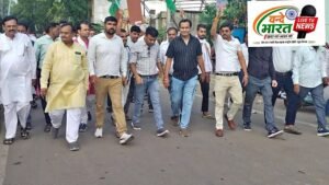 दतिया विधानसभा में ऐतिहासिक जीत मिलने पर जिला कांग्रेस कमेटी के नेतृत्व में मकरोनिया चौराहे पर मनाया जश्न 3 FB IMG 9212939243989346974