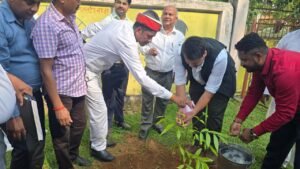 जिलाधिकारी चर्चित गौड़ ने पीएम श्री राजकीय इंटर कॉलेज दुद्धी का किया निरीक्षण 3 IMG 20260801 WA0038