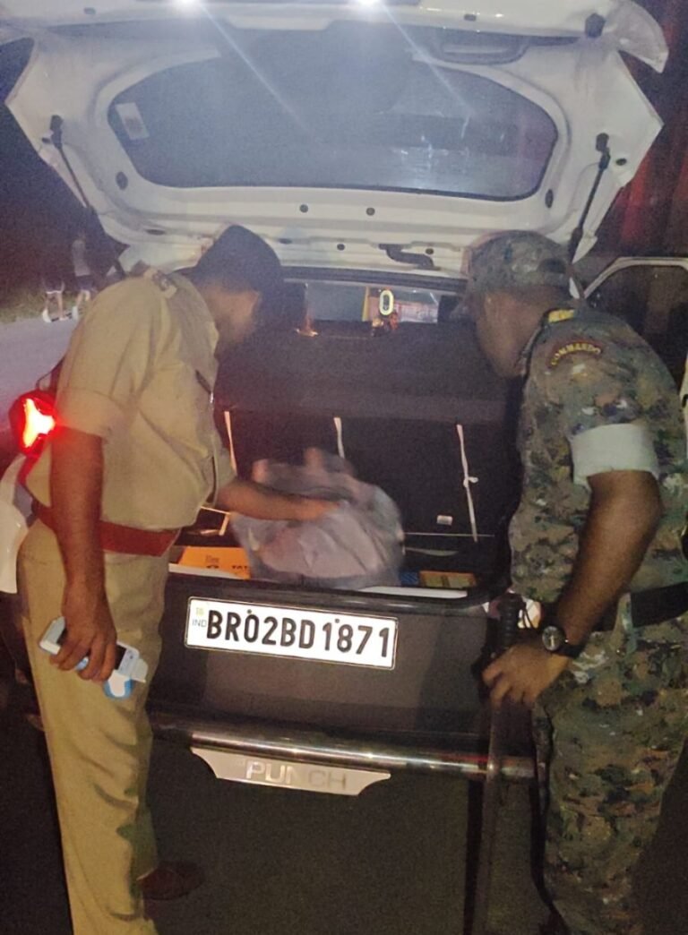 वरीय पुलिस अधीक्षक गया के निर्देशन में गया जिले के विभिन्न थाना क्षेत्रों में विशेष समकालीन अभियान के तहत सघन वाहन चेकिंग अभियान चलाया जा रहा है l