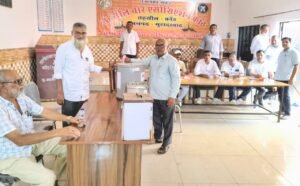 कांठ तहसील बार एसोसिएशन के चुनाव में चौधरी चरन सिंह ढाका अध्यक्ष, शहजाद रफी खान महासचिव निर्वाचित 4 IMG 20260814 WA0001