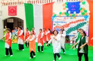 कार्यक्रम: राजेंद्रा एकेडमी भीकनपुर छजलैट में धूमधाम से मनाया गया स्वतंत्रता दिवस 2 IMG 20260816 WA00332