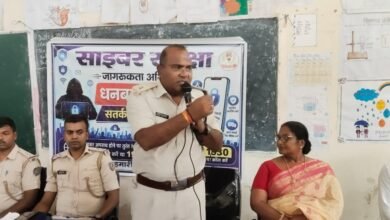 कतरास पुलिस ने जीएनएम इंटर कॉलेज में चलाया साइबर सुरक्षा जागरूकता अभियान 24 IMG 20260820 WA0194