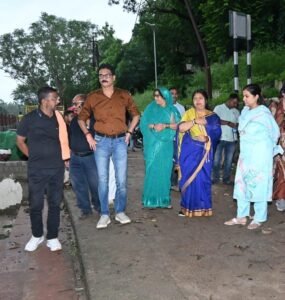 महापौर श्रीमती मती सूरी ने किया कटाये घाट का निरिक्षण 3 IMG 20260820 WA0203