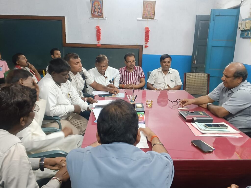 बीसीसीएल सिजुआ क्षेत्र सख्या-05 के मुदीडीह कोलियरी के अंतर्गत विभिन्न जनसमस्याओं के निराकरण के संबंध में निम्नलिखित 10 सूत्री मांगों पर वार्ता हुई 1 IMG 20260822 WA02171