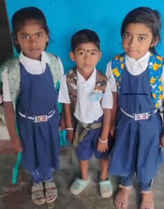स्कूल से वापस आते समय नदी पार कर रहे तीन मासूम बच्चों की मौत जिससे समडील गांव में बिलासपुर तक छाया मातम 2 IMG 20260823 WA0043