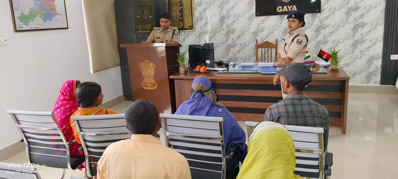 आज नगर पुलिस अधीक्षक गया द्वारा जनता दरबार में आमजनों की शिकायतें सुनी गई l 1 IMG 20260829 WA0127 scaled