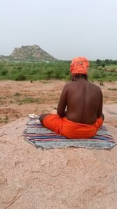 खारड़ा सरहद में वन योगी श्री राईका नाथ जी महाराज के 11वें दिन मोन चातुर्मास। 7 IMG20260808100431 01