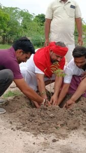 खारड़ा राम कुटिया आश्रम में हरियाला राजस्थान के तहत 15 अगस्त को पोधा रोपण किया। 4 IMG20260815144241 01