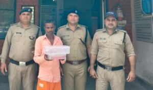 ऋषिकेश में महिला के पर्स से 16 लाख की ज्वेलरी व नगदी चोरी, आरोपी गिरफ्तार 4 IMG 0463
